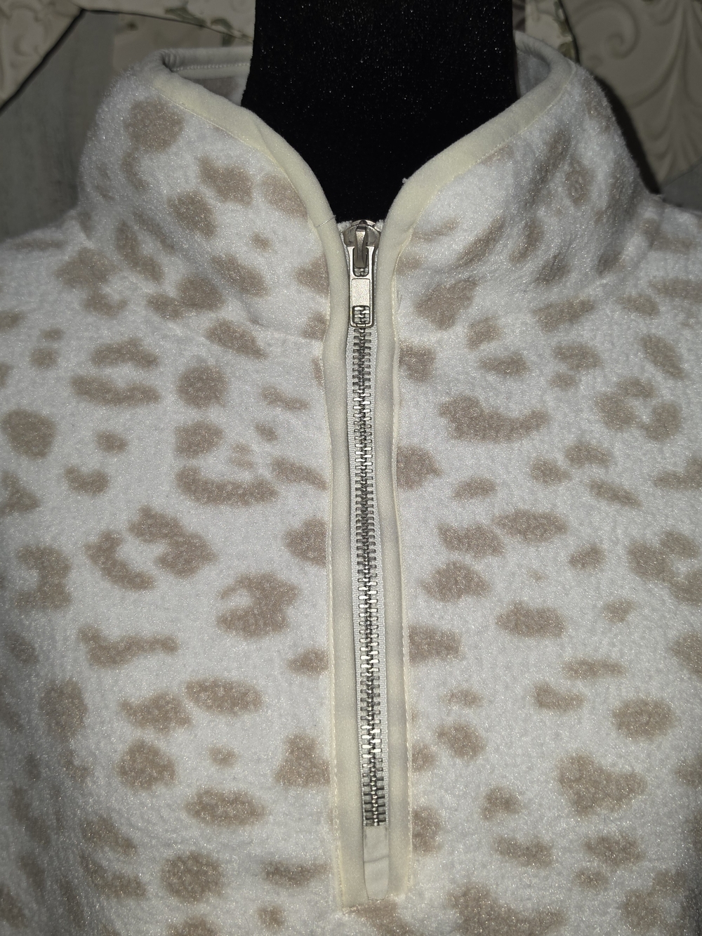 Thread & Supply White Half-Zip Fleece with Taupe Leopard Print - Picture 3 of 9